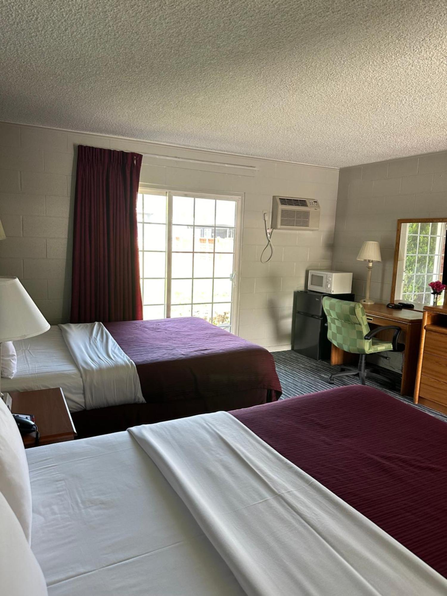 Relax Inn Yreka Buitenkant foto