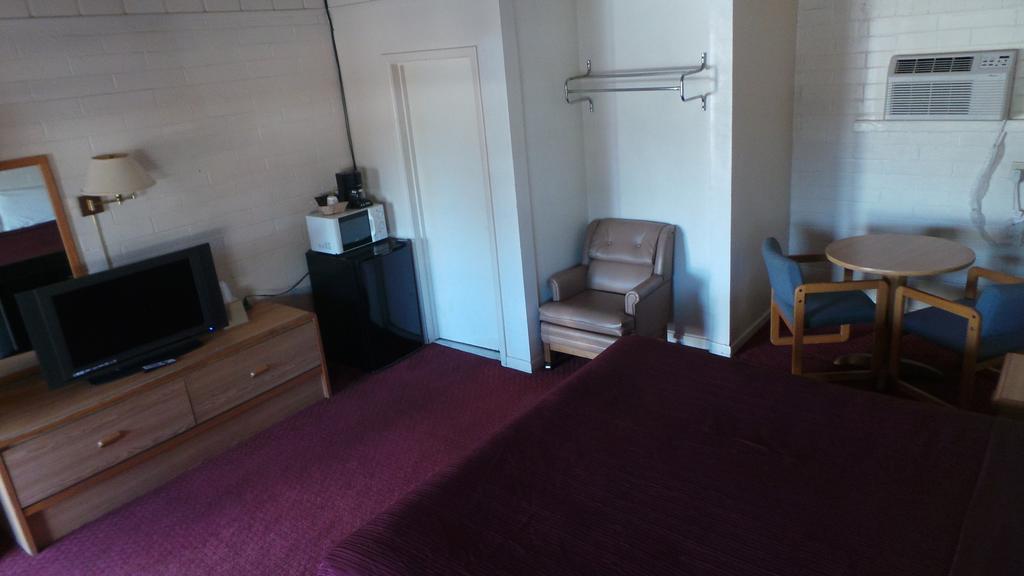 Relax Inn Yreka Buitenkant foto