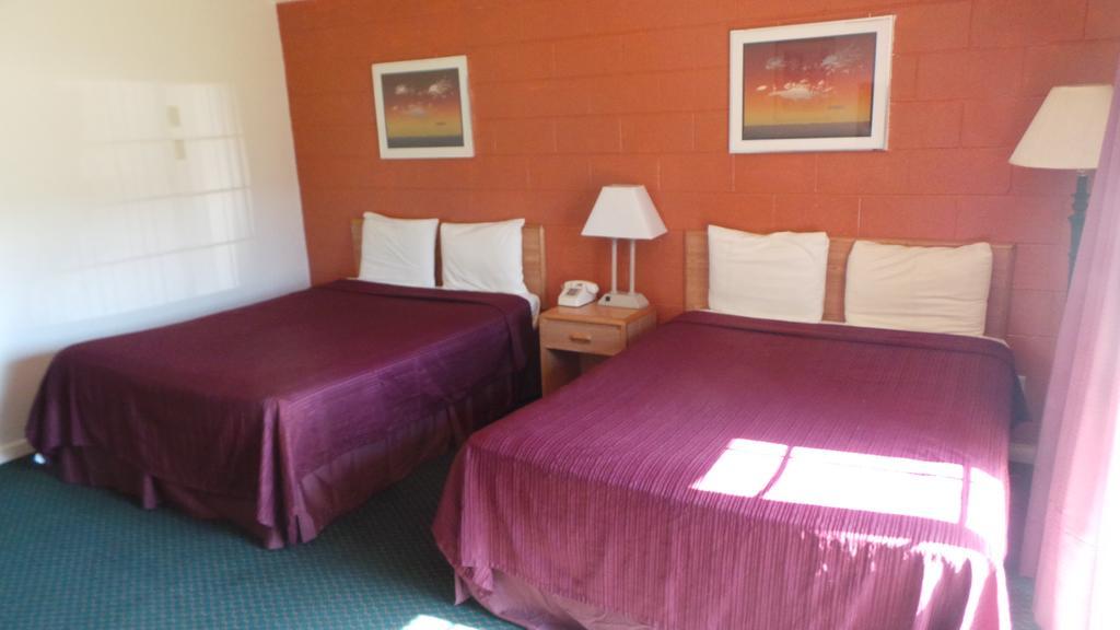 Relax Inn Yreka Buitenkant foto
