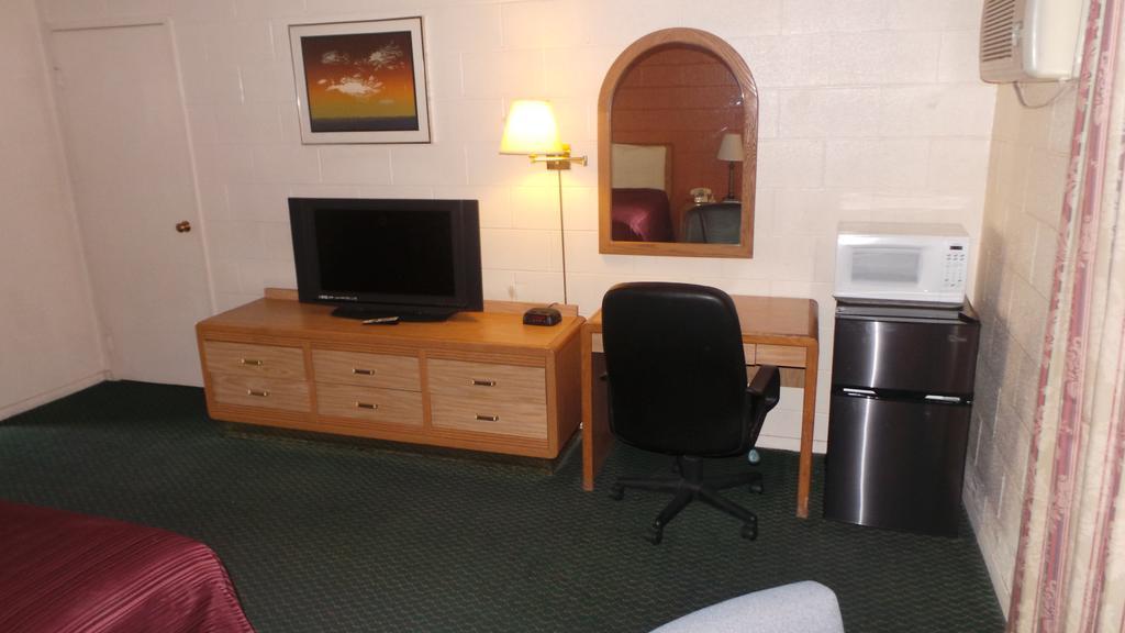 Relax Inn Yreka Buitenkant foto
