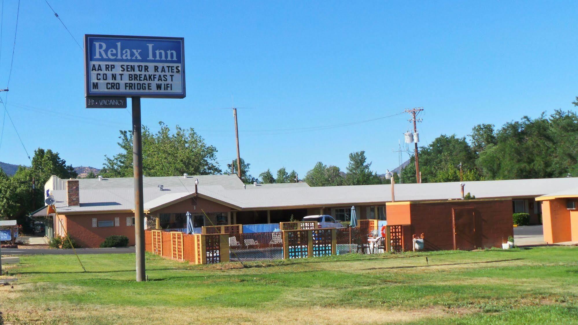 Relax Inn Yreka Buitenkant foto