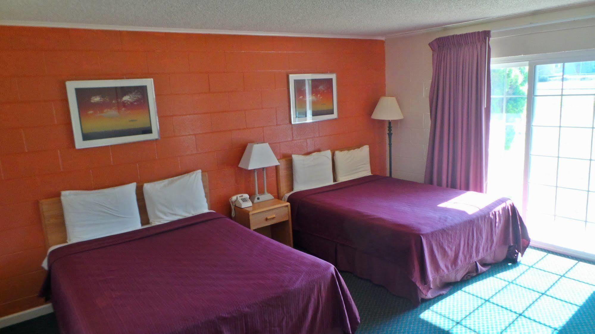 Relax Inn Yreka Buitenkant foto